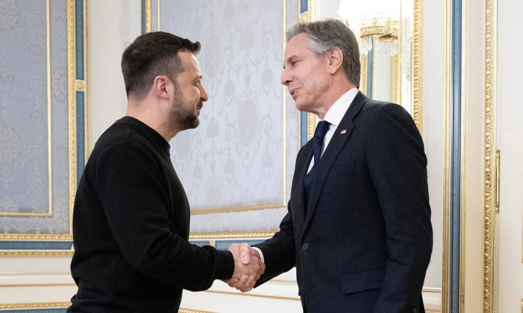 Зеленський закликає до посилення протиповітряної оборони під час візиту Блінкена до Києва