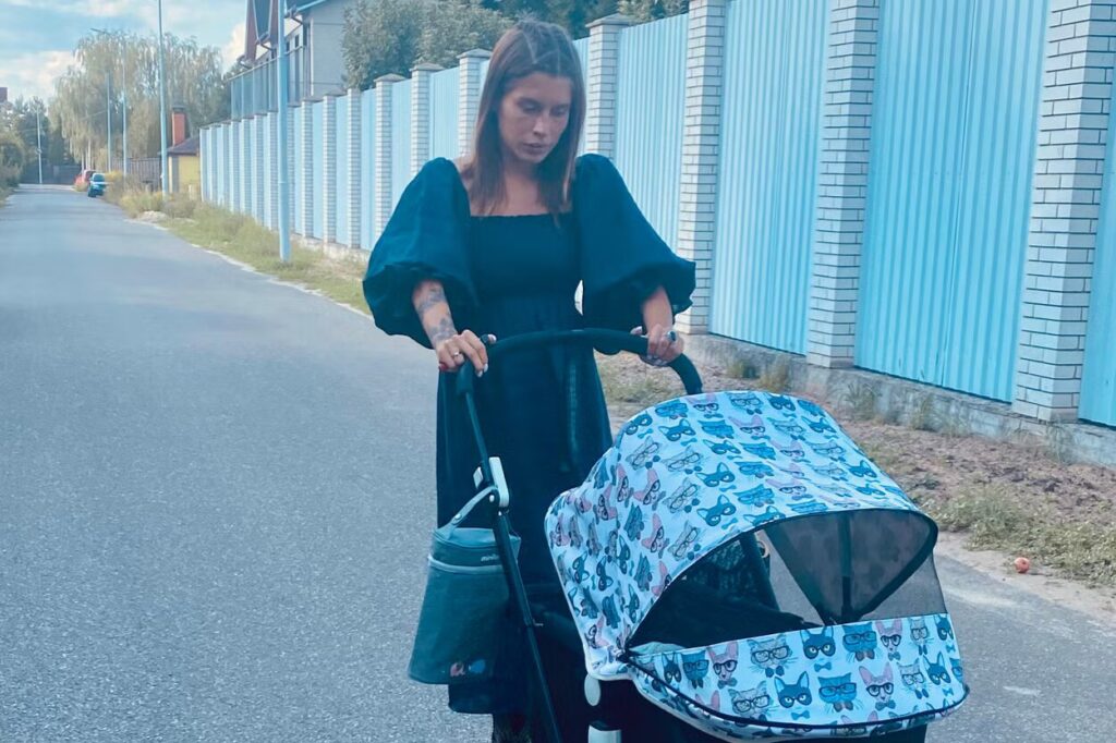 “Нам не дозволяють забрати дитину з України”: Біженці отримали відмову після раптової зміни правил у Великобританії