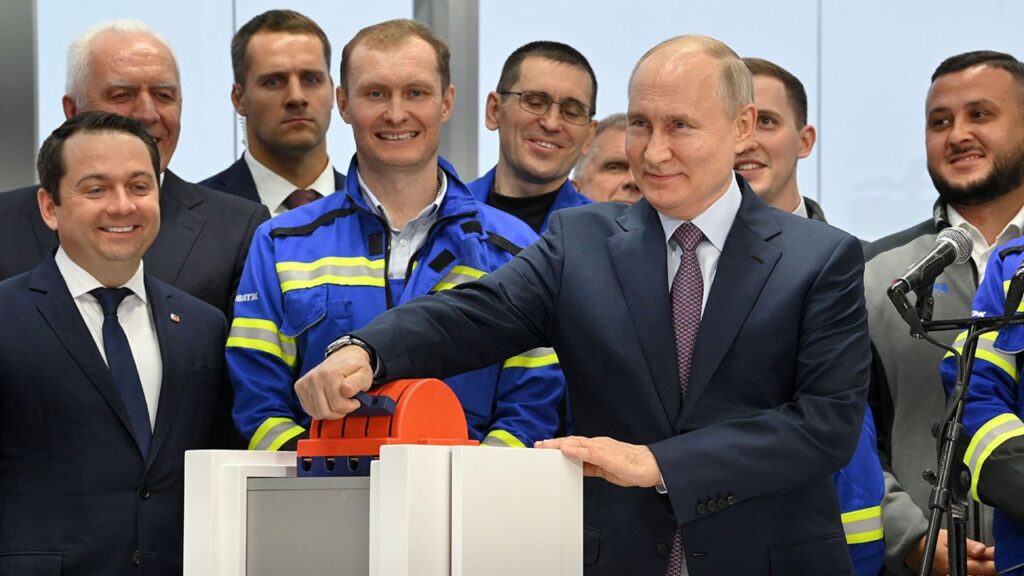 Європа вже придивляється до відновлення масштабних закупівель російського газу Чи повернеться Європа до путінського газу?